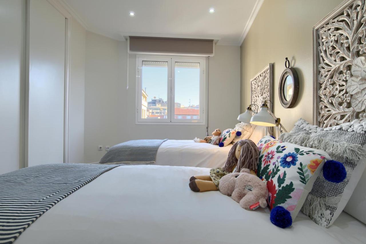 Apartamentos4U Tudela Centro - Parking Incluido Eksteriør bilde