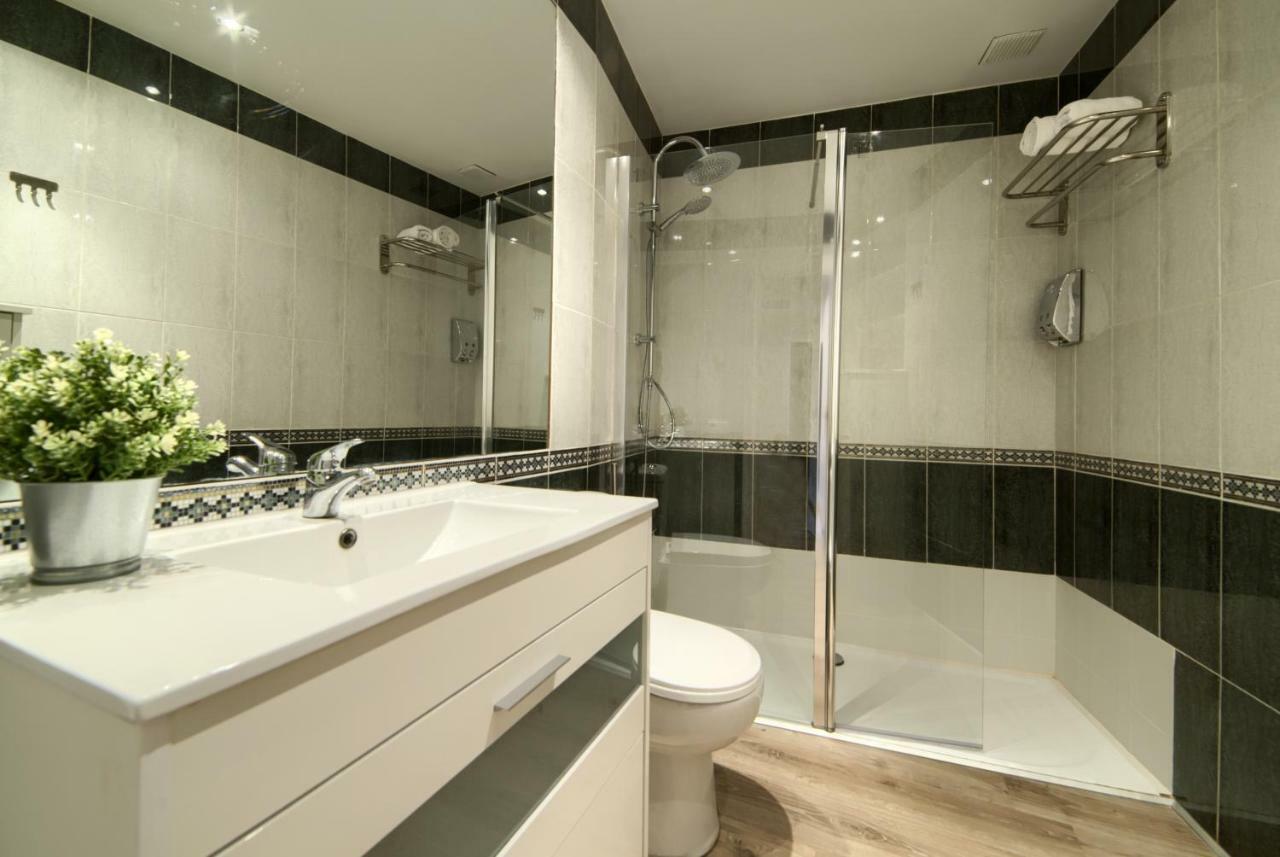 Apartamentos4U Tudela Centro - Parking Incluido Eksteriør bilde