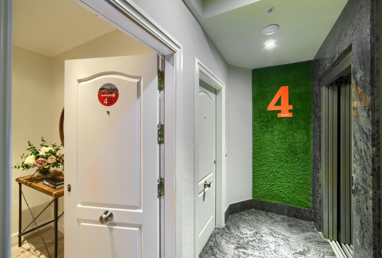 Apartamentos4U Tudela Centro - Parking Incluido Eksteriør bilde
